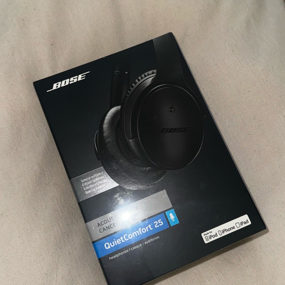 Bose QuietComfort 25 Acoustic Noise Cancelling Headphones - Black